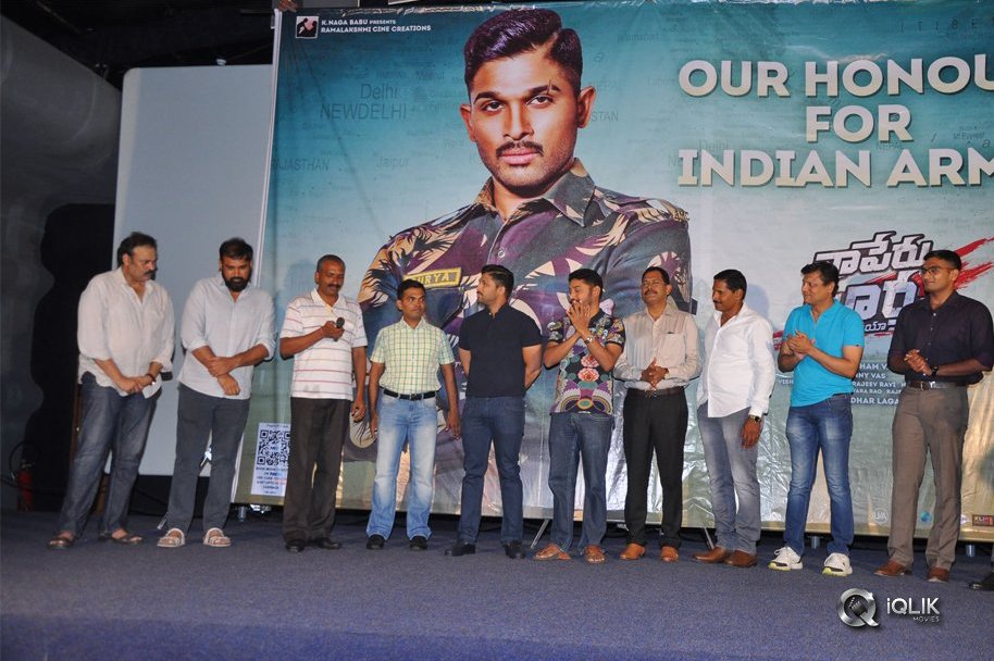 Army-People-Watching-Naa-Peru-Surya-Naa-illu-India-Movie-Photos